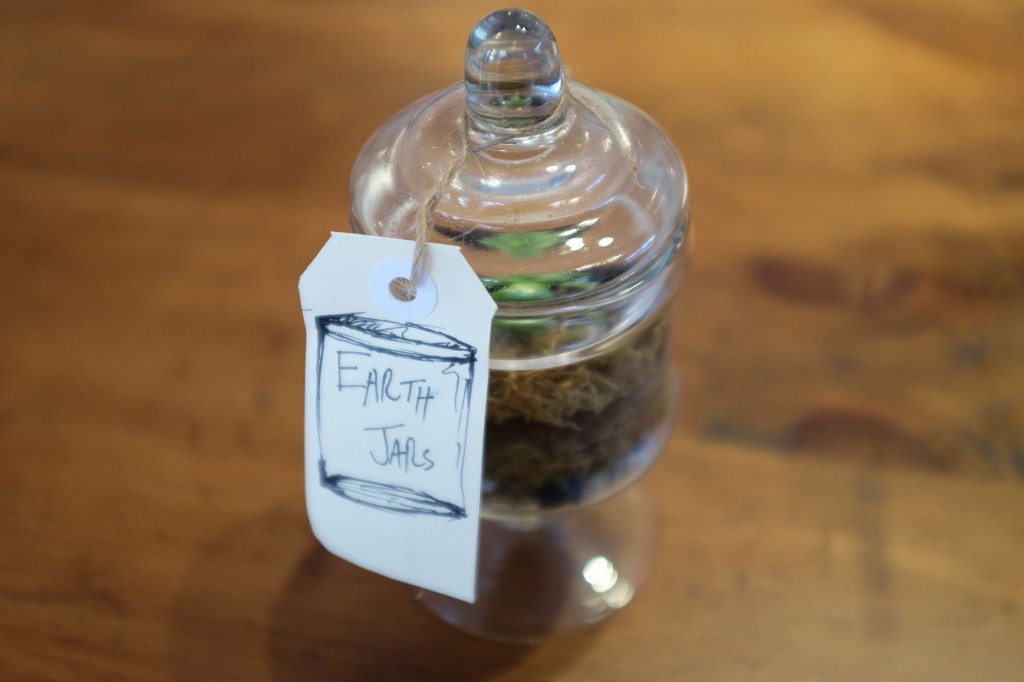 Cocoon earth jar