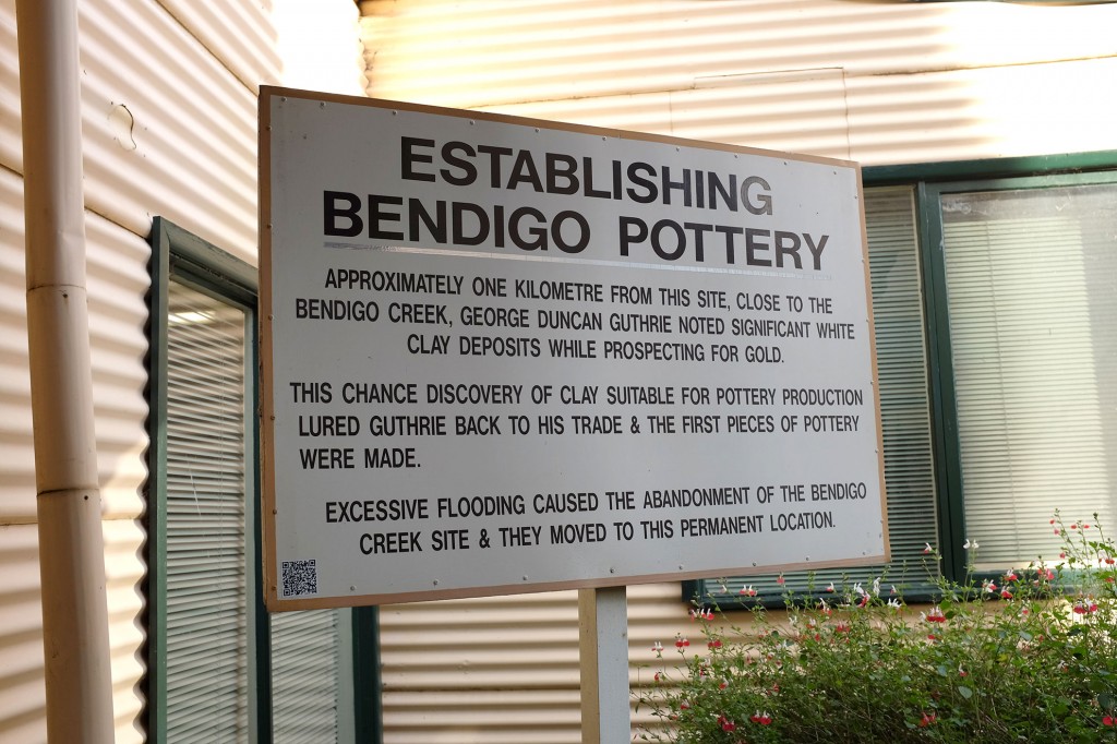 Bendigo Pottery sign