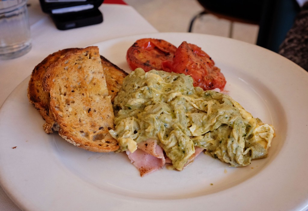 Pesto eggs