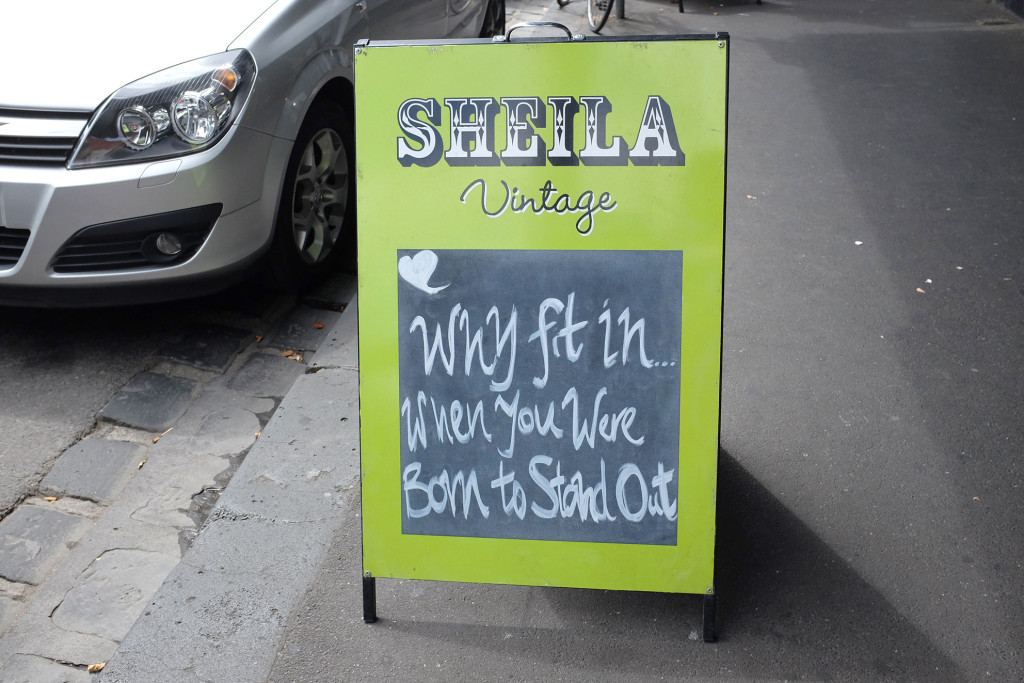 Sheila-Sign