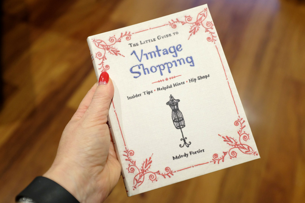 The-Little-Guide-to-Vintage-Shopping
