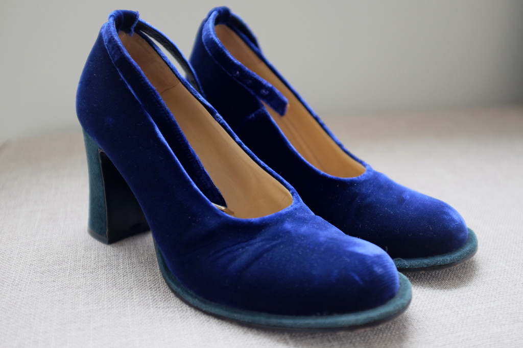 Vintage-Velvet-Shoes
