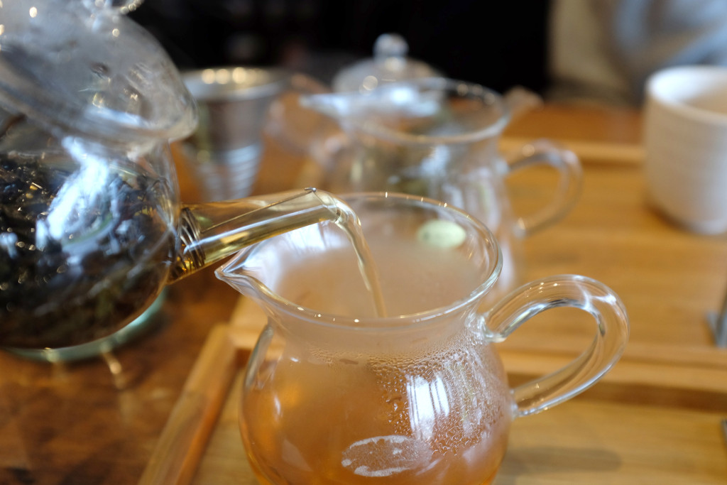 Pouring-tea