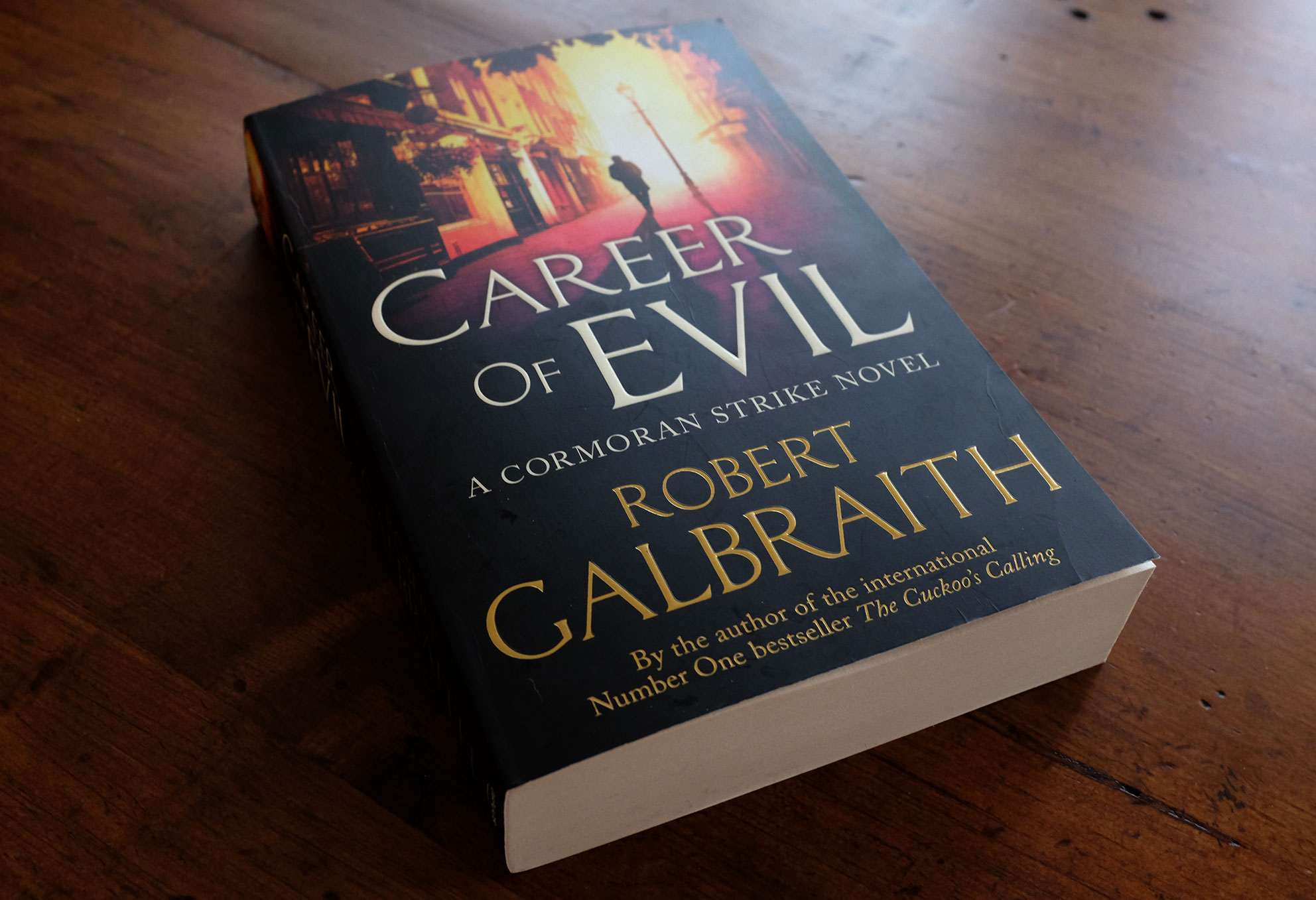 Книги 2016 г. Career of Evil Robert Galbraith.