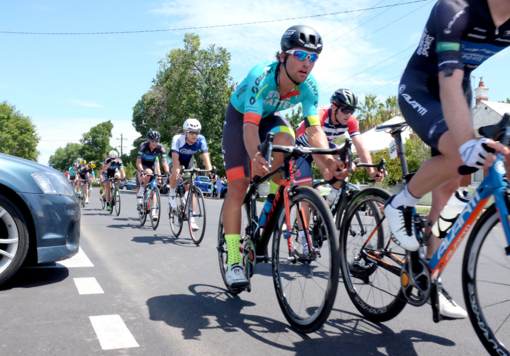 Mitchelton-Bay-Cycling-Classic-2016-Stage-4-Mens-3