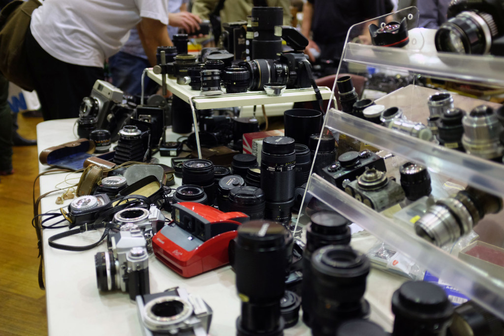 Second-Hand-Camera-market