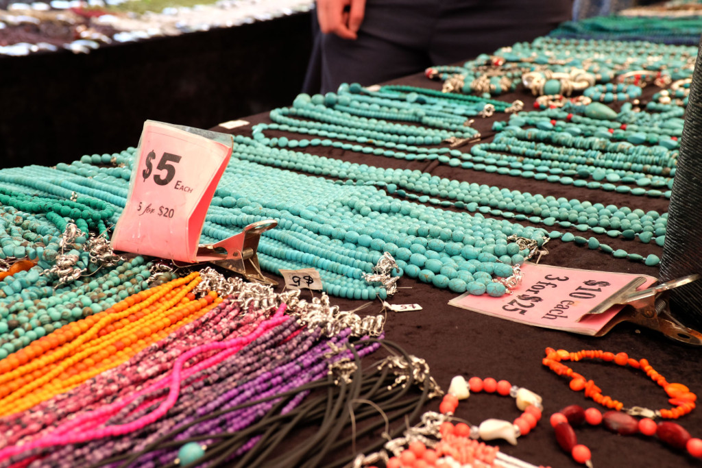 Port-Dougalas-Market-jewellery