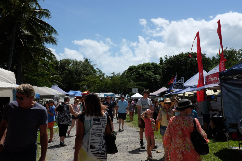 Port-Douglas-Market