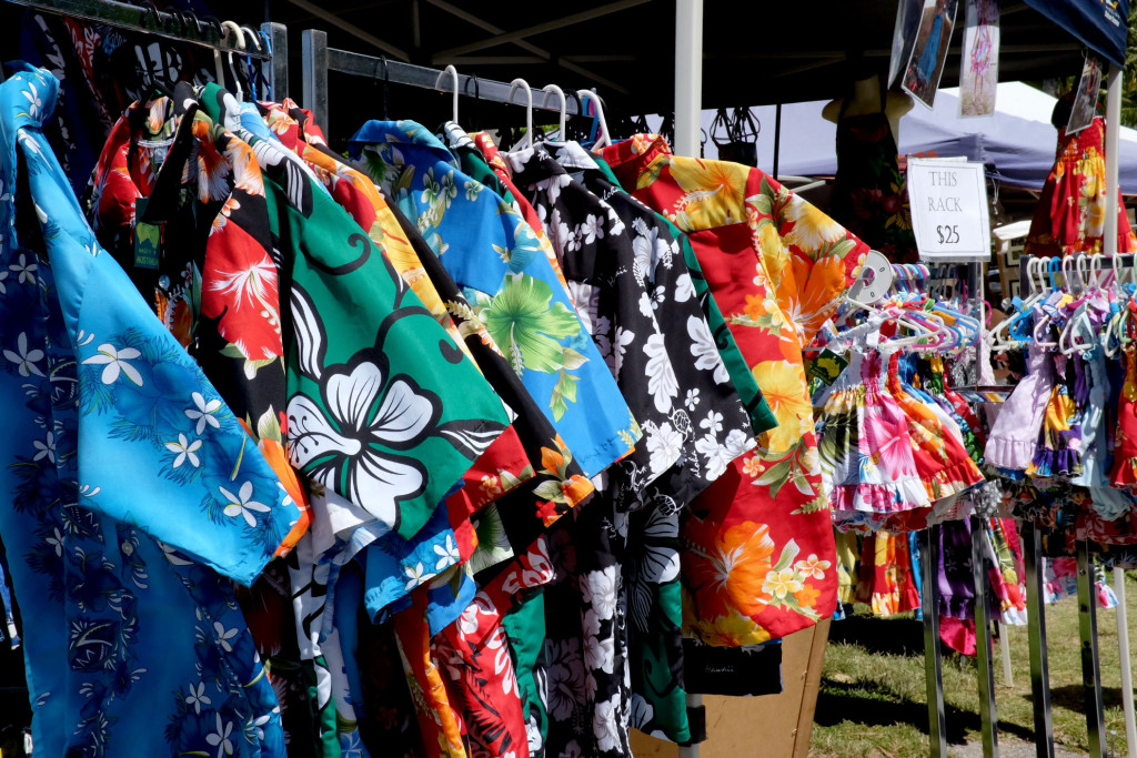 Port-Douglas-Market-Colour