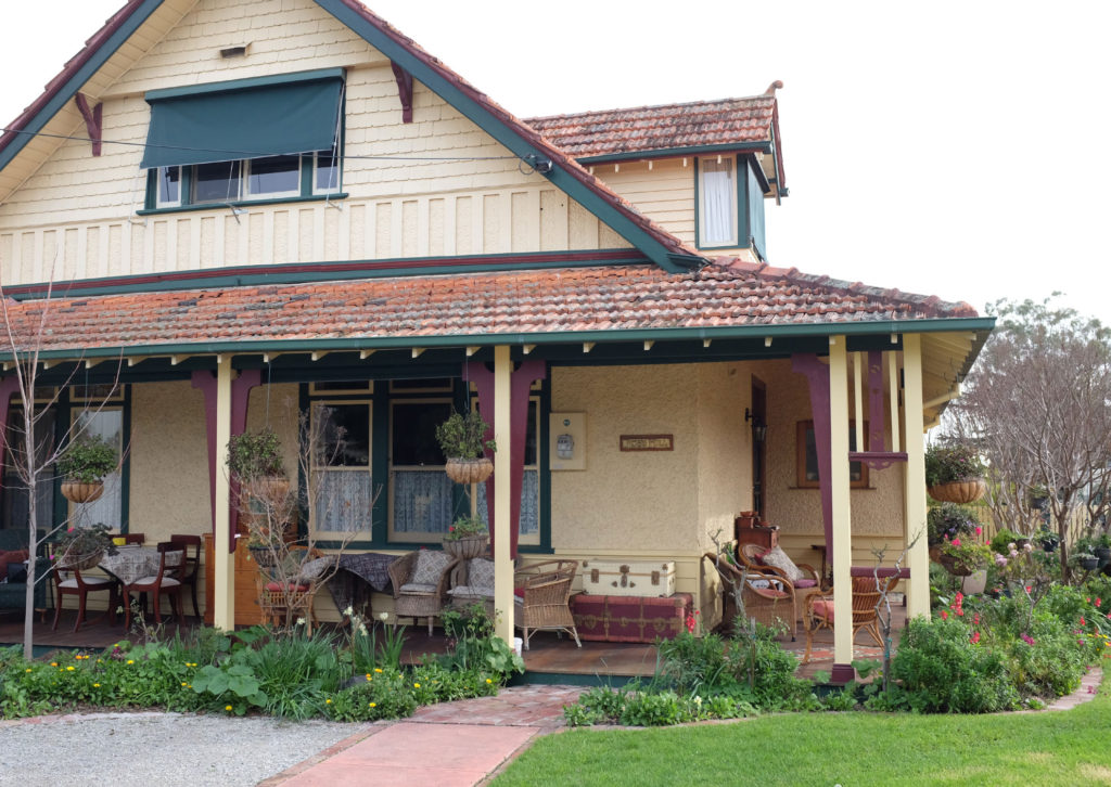 Rose-Hill-on-Barkly-front