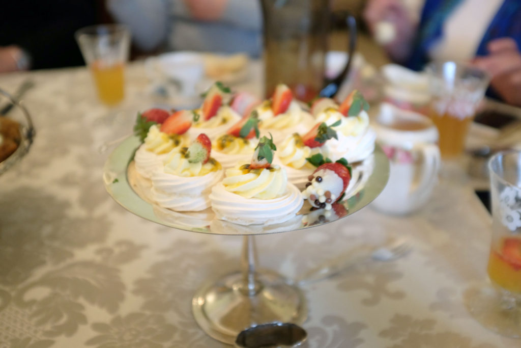 Rose-Hill-on-Barkly-meringues