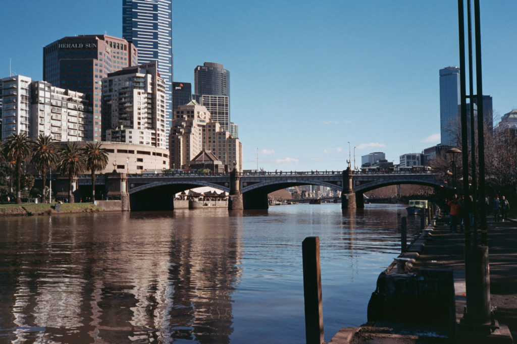 olympus-xa-yarra-river